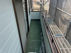 松阪市のベランダ防水施工前の様子